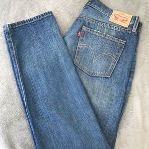 Levi’s 501 ct original fit woman’s jeans